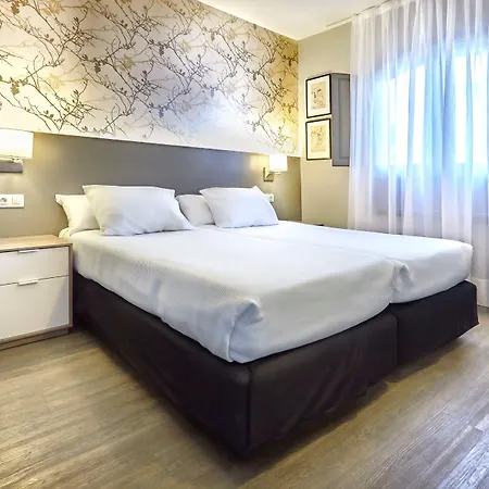 Hg Lomo Blanco Apartman