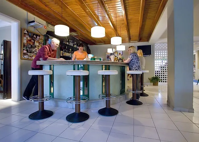 Hg Lomo Blanco Puerto del Carmen (Lanzarote)